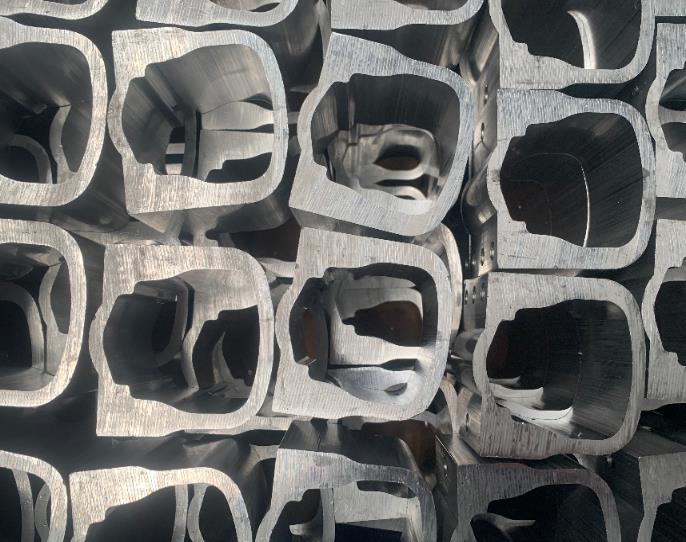 鋁合金電動機(jī)外殼切割材料