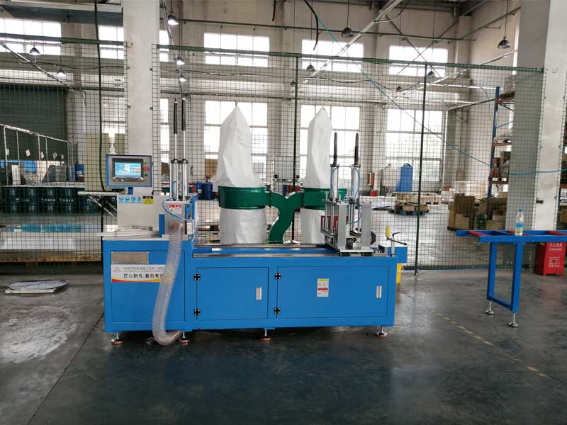 全自動切鋁機交機到客戶現場 全自動切鋁機交機到客戶現場