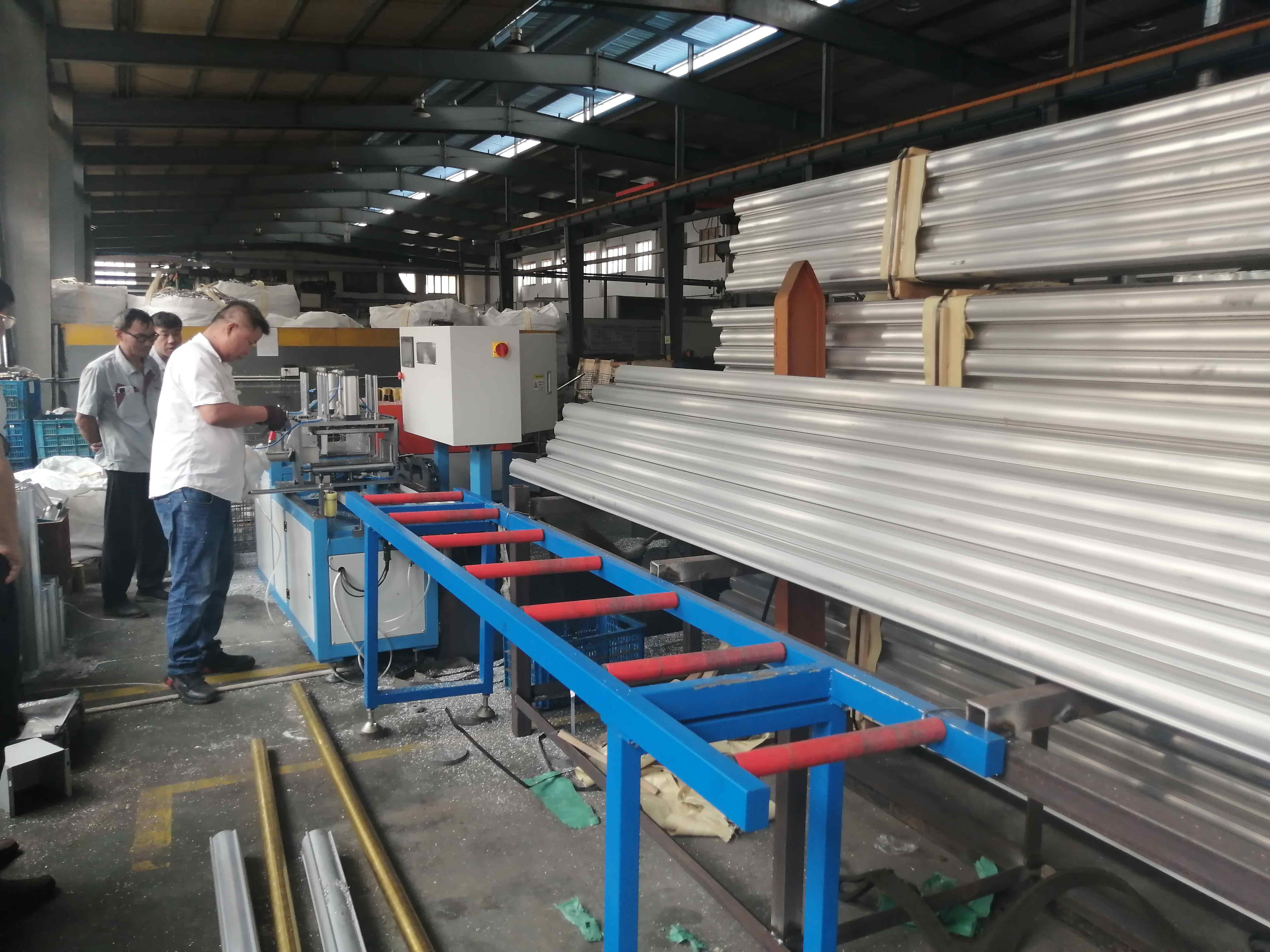 SDY-Q300切割機客戶現場