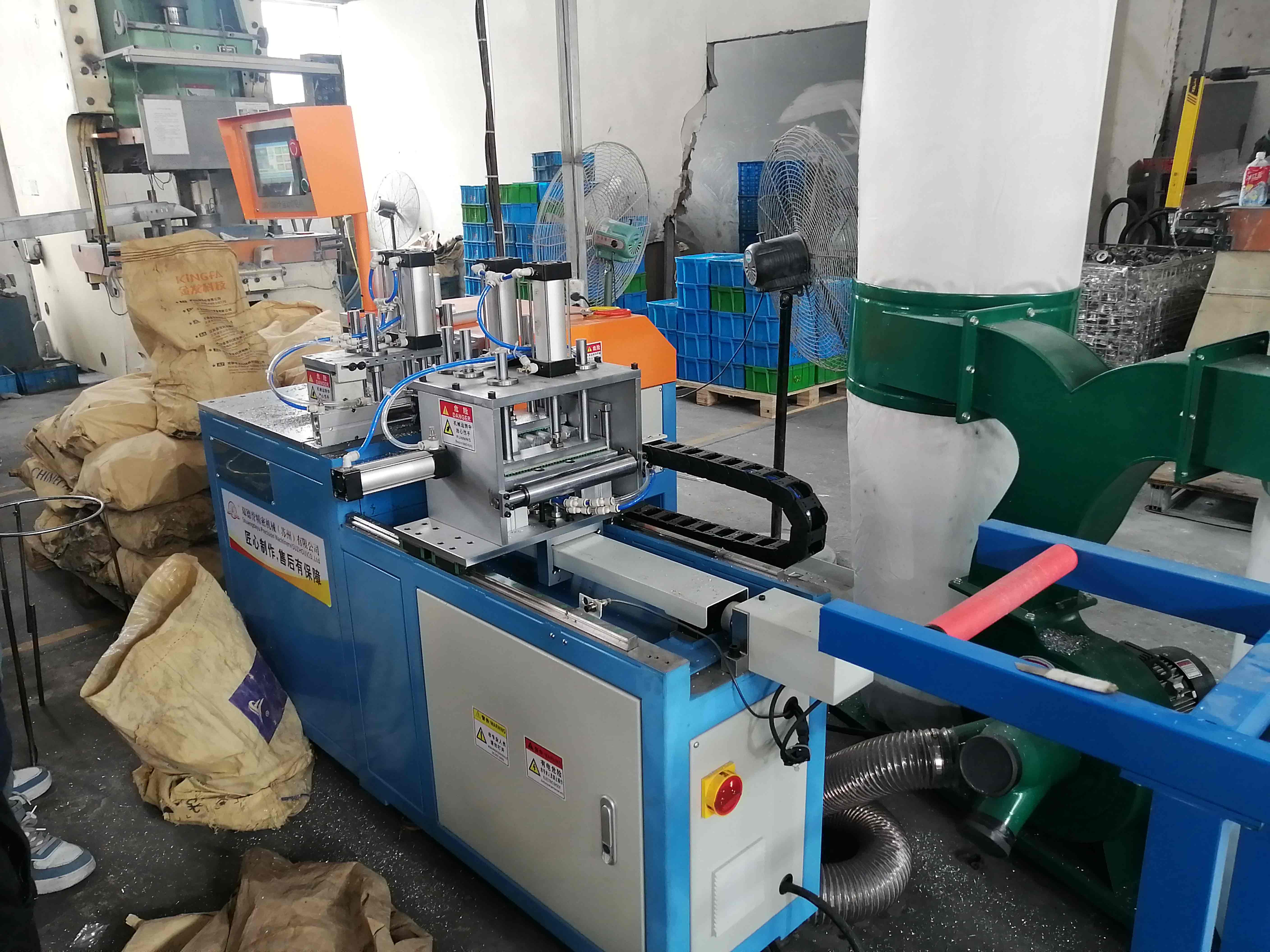 鋁棒切割機(jī)