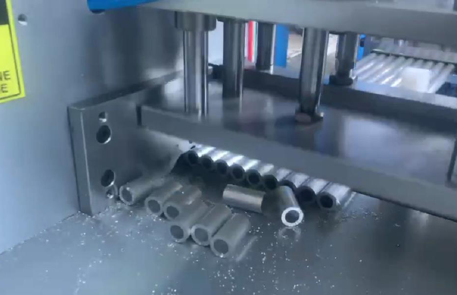 鋁管切割機-2 鋁管切割機-2